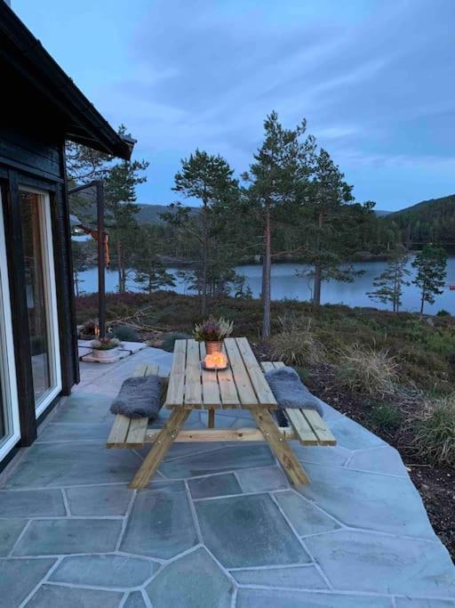 Cosy Cabin Between Lake And Mountain Treungen Exterior foto